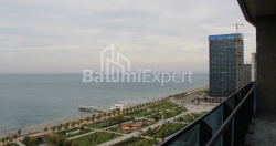 Daire 2-oda 76.1 m² - Lech ve Maria Kachinsky, Batumi