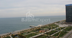 Daire 2-oda 76.1 m² - Lech ve Maria Kachinsky, Batumi