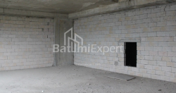 Daire 2-oda 76.1 m² - Lech ve Maria Kachinsky, Batumi