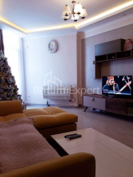 Daire 2-oda 56 m² - Alexandra Puşkin, Batumi