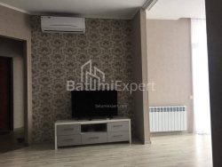 Daire 3-oda 65 m² - Şalva Inasaridze, Batumi