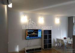 Daire 80 m² Daire - Alexandra Puşkin, Batumi, Gürcistan