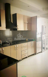 Daire 5-oda 187 m² - Vakhtang Gorgasali, Batumi