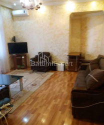 Daire 3-oda 100 m² - Şerif Khimshiashvili, Batumi