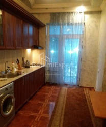 Daire 3-oda 100 m² - Şerif Khimshiashvili, Batumi