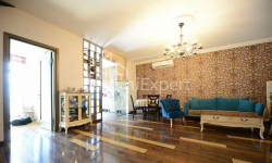 Daire 4-oda 93 m² - Vakhtang Gorgasali, Batumi