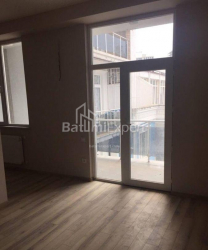 Daire 2-oda 76 m² - Niko Pirosmani, Batumi