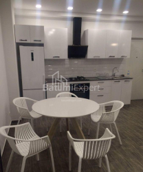 Daire 55 m² Daire - Şerif Khimshiashvili, Batumi, Gürcistan