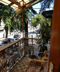 Daire 4-oda 300 m² - Kral Parnavaz, Batumi