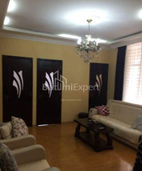 Daire 98 m² Daire - Zuraba Gorgiladze, Batumi, Gürcistan
