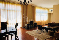 Daire 94 m² Daire - Rustaveli, Batumi, Gürcistan