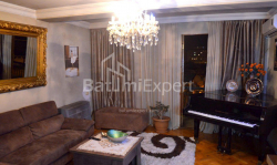 Daire 234 m² Daire - İlya Çavçavadze, Batumi, Gürcistan