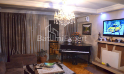Daire 234 m² Daire - İlya Çavçavadze, Batumi, Gürcistan