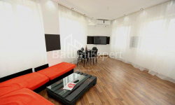 Daire 83 m² Daire - Zuraba Gorgiladze, Batumi, Gürcistan
