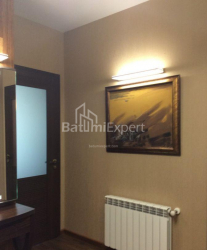 Daire 143 m² Daire - Şerif Khimshiashvili, Batumi, Gürcistan