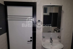 Daire 76 m² Daire - Şalva Inasaridze, Batumi, Gürcistan