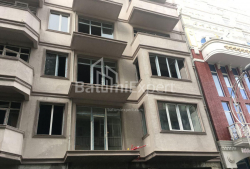 Daire 78 m² Daire - Yurievskaya, Batumi, Gürcistan