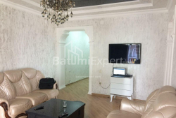 Daire 85 m² Daire - Yurievskaya, Batumi, Gürcistan