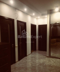 Daire 6-oda 153 m² - Vakhtang Gorgasali, Batumi