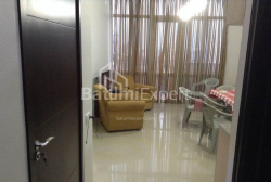 Daire 65 m² Daire - Şerif Khimshiashvili, Batumi, Gürcistan