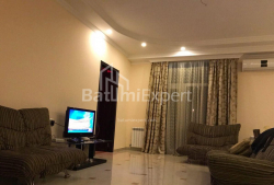 Daire 3-oda 70 m² - Ivane Javakhishvili, Batumi