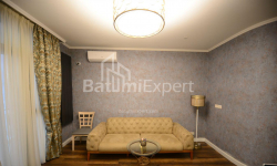 Daire 60 m² Daire - Vakhtang Gorgasali, Batumi, Gürcistan
