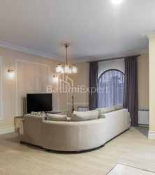 Daire 140 m² Daire - Yurievskaya, Batumi, Gürcistan