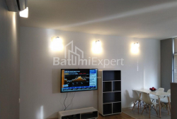 Daire 80 m² Daire - Alexandra Puşkin, Batumi, Gürcistan