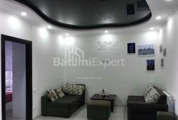 Daire 3-oda 80 m² - İlya Çavçavadze, Batumi