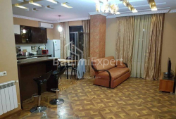 Daire 3-oda 75 m² - Vakhtang Gorgasali, Batumi