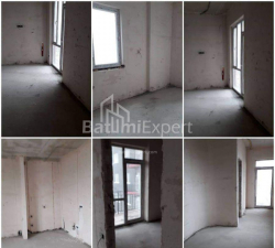 Daire 77 m² Daire - Petra Bagrationi, Batumi, Gürcistan