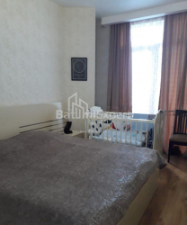 Daire 3-oda 96 m² - Şerif Khimshiashvili, Batumi