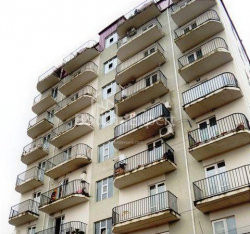 Daire 80 m² Daire - Yurievskaya, Batumi, Gürcistan