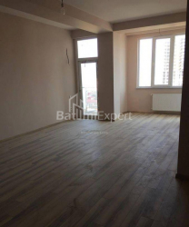Daire 3-oda 93 m² - Niko Pirosmani, Batumi