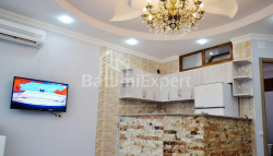 Daire 3-oda 60 m² - Alexandra Puşkin, Batumi