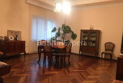 Daire 120 m² Daire - Zuraba Gorgiladze, Batumi, Gürcistan