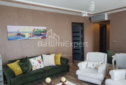 Daire 87 m² Daire - Yurievskaya, Batumi, Gürcistan