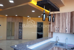 Daire 3-oda 73 m² - Mihail Lermontov, Batumi
