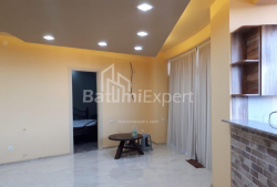 Daire 3-oda 73 m² - Mihail Lermontov, Batumi