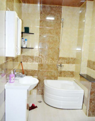 Daire 60 m² Daire - Alexandra Puşkin, Batumi, Gürcistan