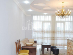 Daire 3-oda 60 m² - Alexandra Puşkin, Batumi