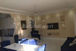 Daire 85 m² Daire - Alexandra Puşkin, Batumi, Gürcistan