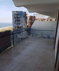 Daire 41 m² Daire - Şerif Khimshiashvili, Batumi, Gürcistan
