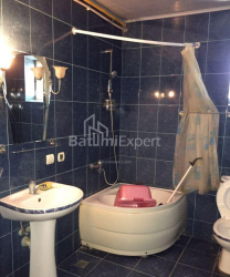 Daire 65 m² Daire - Şerif Khimshiashvili, Batumi, Gürcistan
