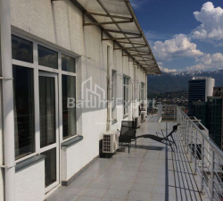 Daire 4-oda 202 m² - İlya Çavçavadze, Batumi