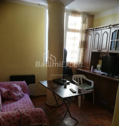 Daire 90 m² Daire - Zuraba Gorgiladze, Batumi, Gürcistan