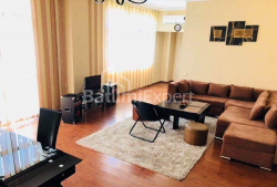 Daire 3-oda 94 m² - Rustaveli, Batumi