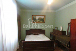 Daire 4-oda 100 m² - Ivane Javakhishvili, Batumi