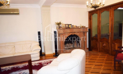 Daire 120 m² Daire - Zuraba Gorgiladze, Batumi, Gürcistan