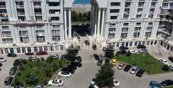 Daire 130 m² Daire - Şerif Khimshiashvili, Batumi, Gürcistan